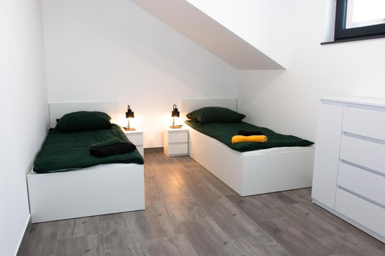 Osada Sluszewo - Apartamenty Restauracja Wydarzenia กเนียวินอ ภายนอก รูปภาพ