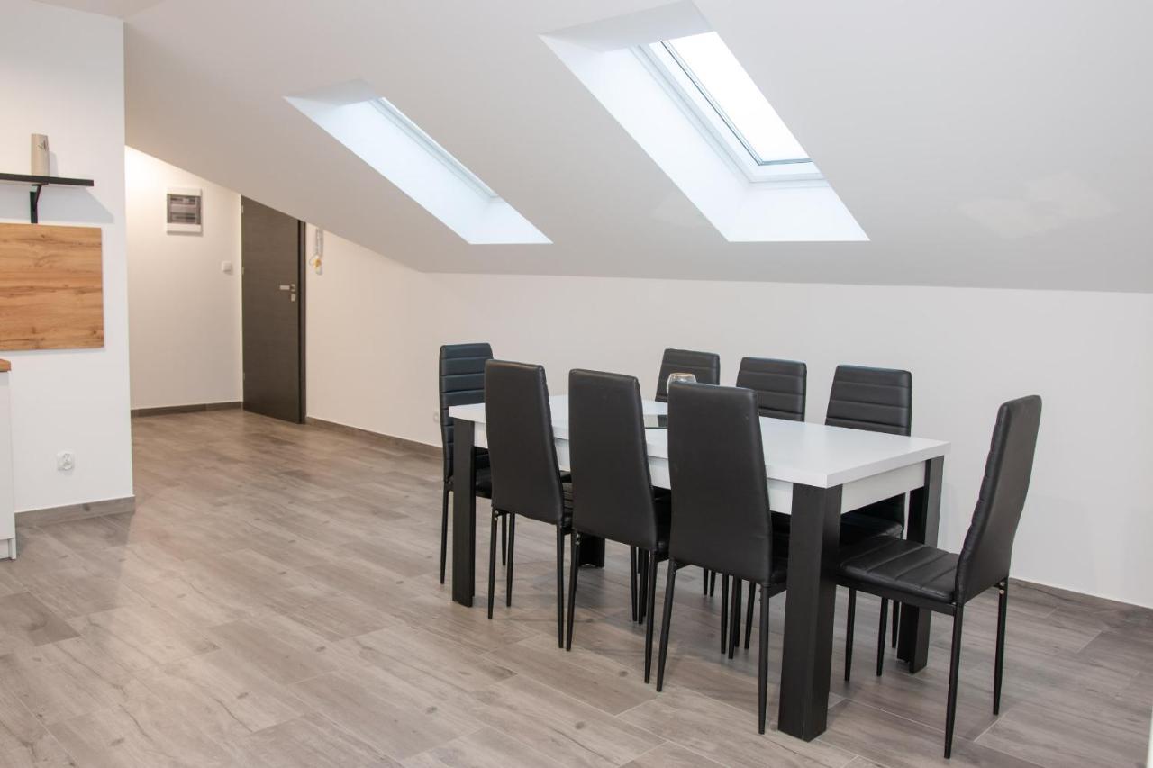 Osada Sluszewo - Apartamenty Restauracja Wydarzenia กเนียวินอ ภายนอก รูปภาพ