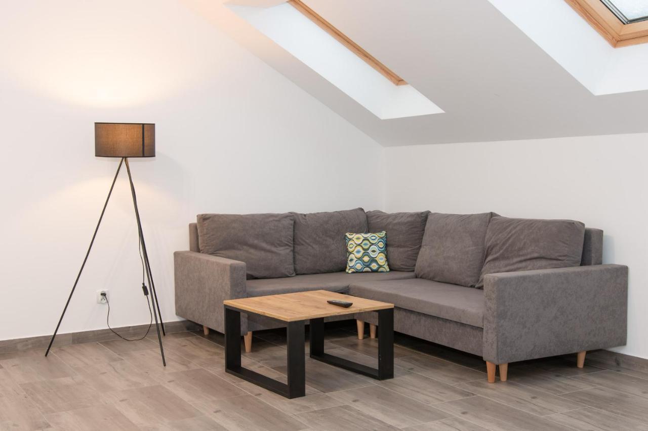 Osada Sluszewo - Apartamenty Restauracja Wydarzenia กเนียวินอ ภายนอก รูปภาพ