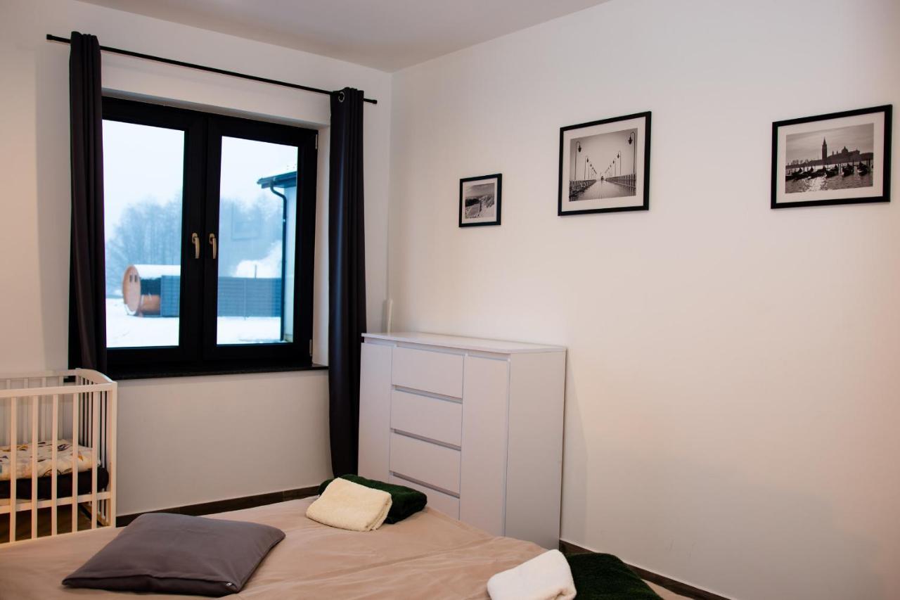 Osada Sluszewo - Apartamenty Restauracja Wydarzenia กเนียวินอ ภายนอก รูปภาพ