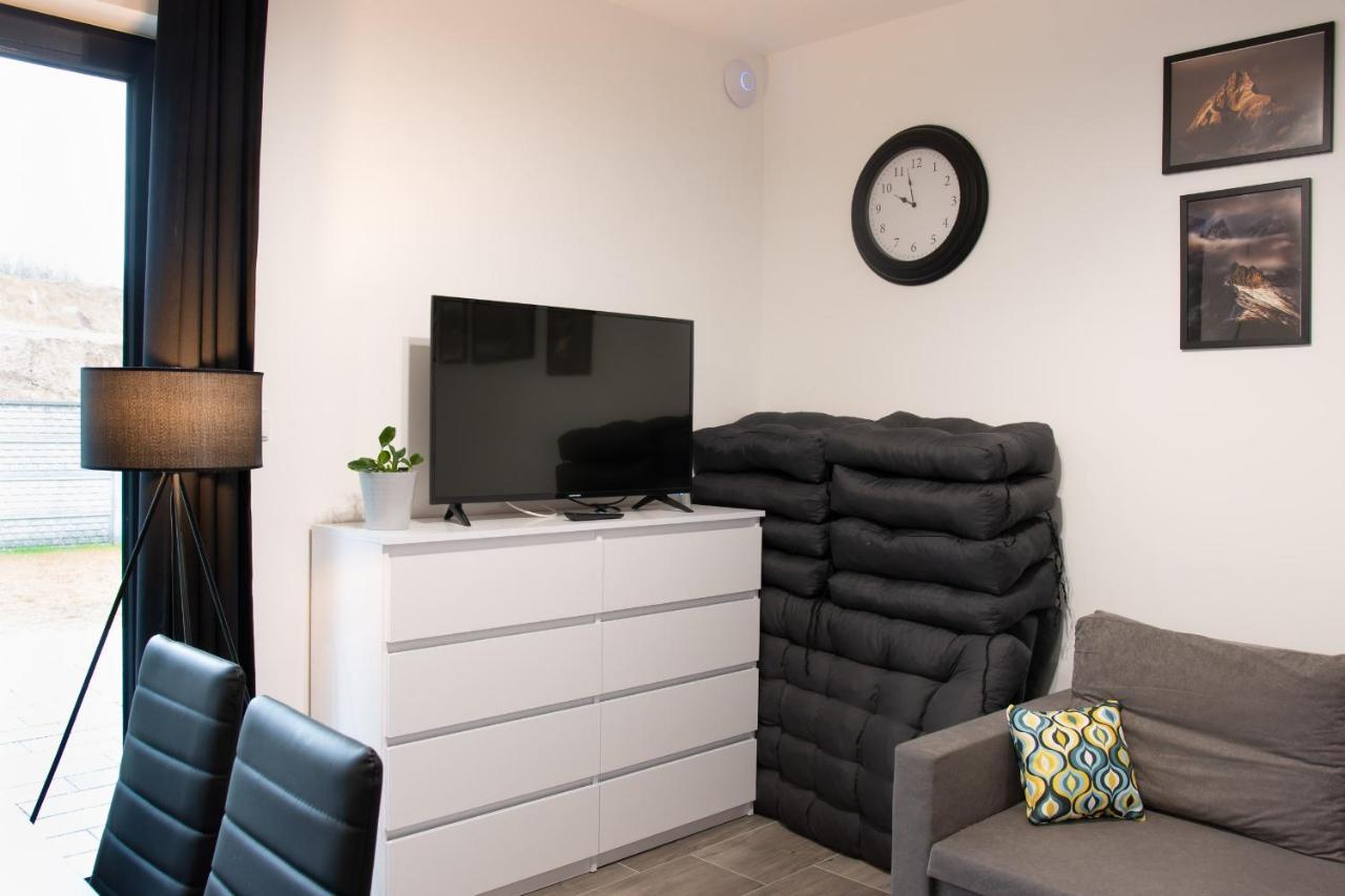 Osada Sluszewo - Apartamenty Restauracja Wydarzenia กเนียวินอ ภายนอก รูปภาพ