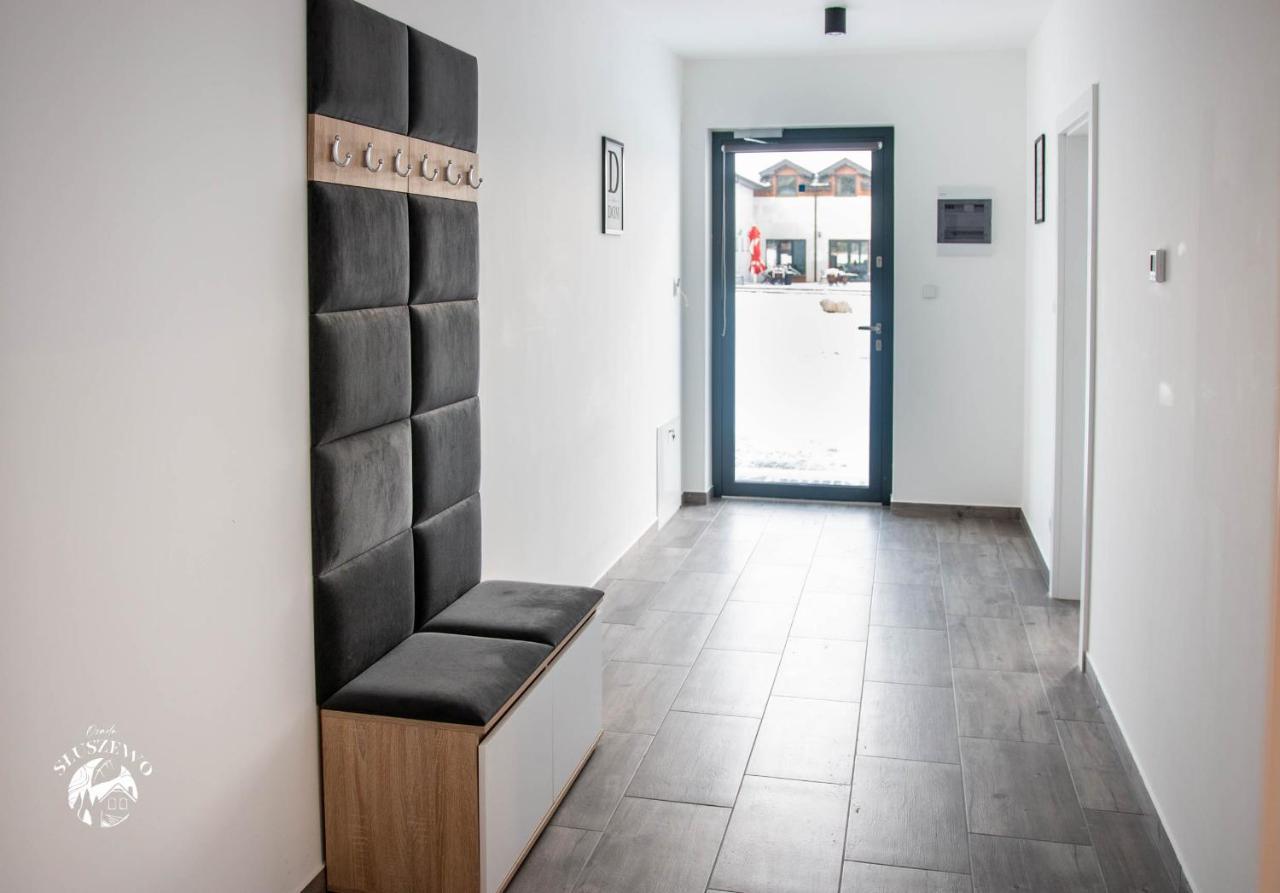 Osada Sluszewo - Apartamenty Restauracja Wydarzenia กเนียวินอ ภายนอก รูปภาพ