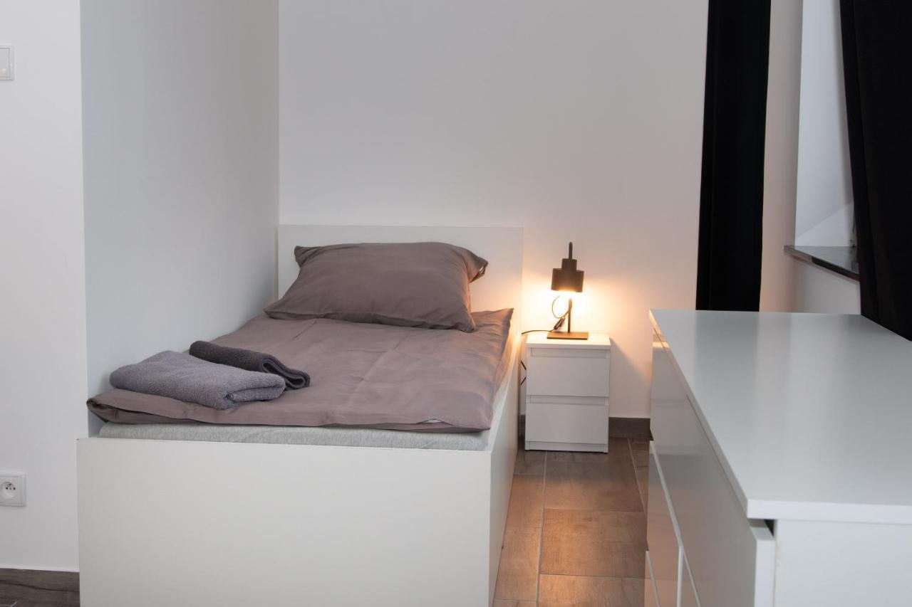 Osada Sluszewo - Apartamenty Restauracja Wydarzenia กเนียวินอ ภายนอก รูปภาพ