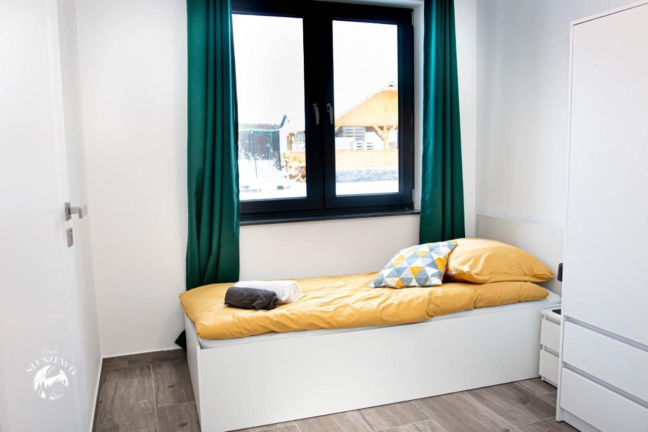 Osada Sluszewo - Apartamenty Restauracja Wydarzenia กเนียวินอ ภายนอก รูปภาพ